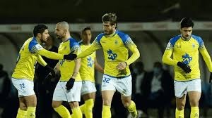 华子37分森林狼险胜快船止3连败 公牛逆转马刺