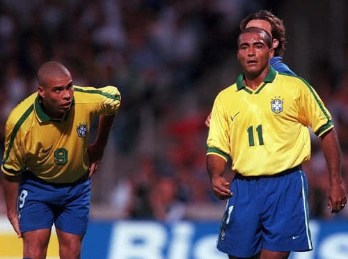 攻选择更多 攻选择更多